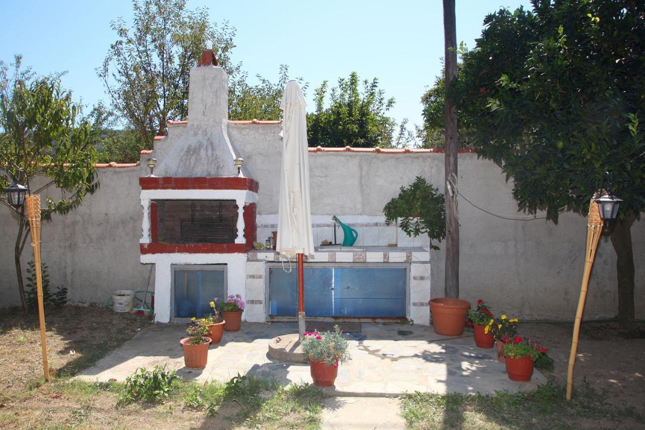Karidies Appartement Skopelos Buitenkant foto