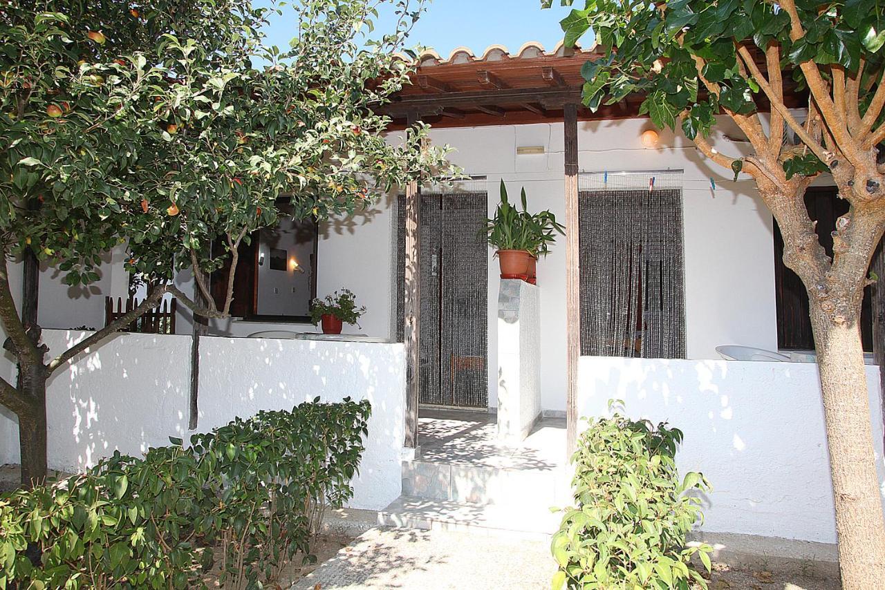 Karidies Appartement Skopelos Buitenkant foto